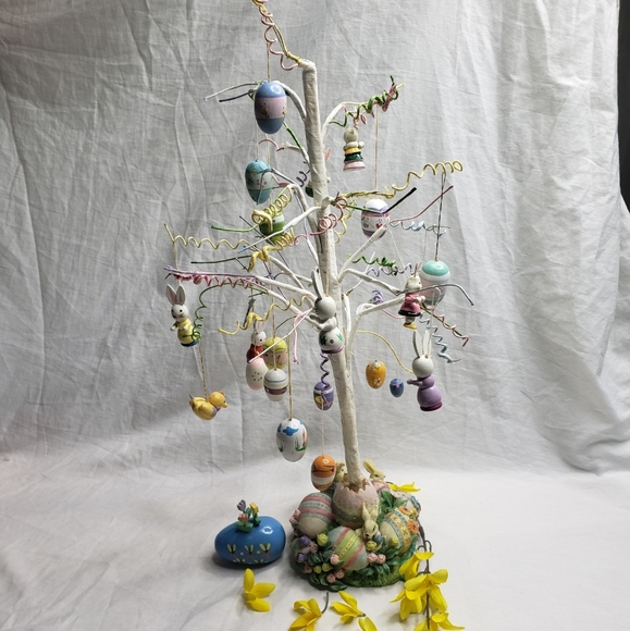 Vintage Other - 18" Easter Egg Tree Vintage